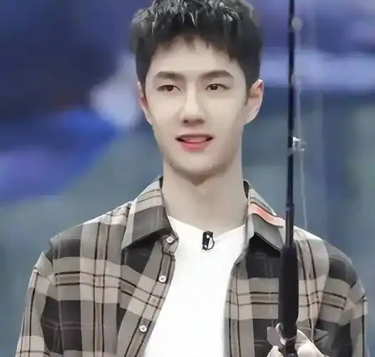 继"九漏鱼"后,王一博又遭众人嘲讽"绝望的文盲",太离谱了_文化_错误