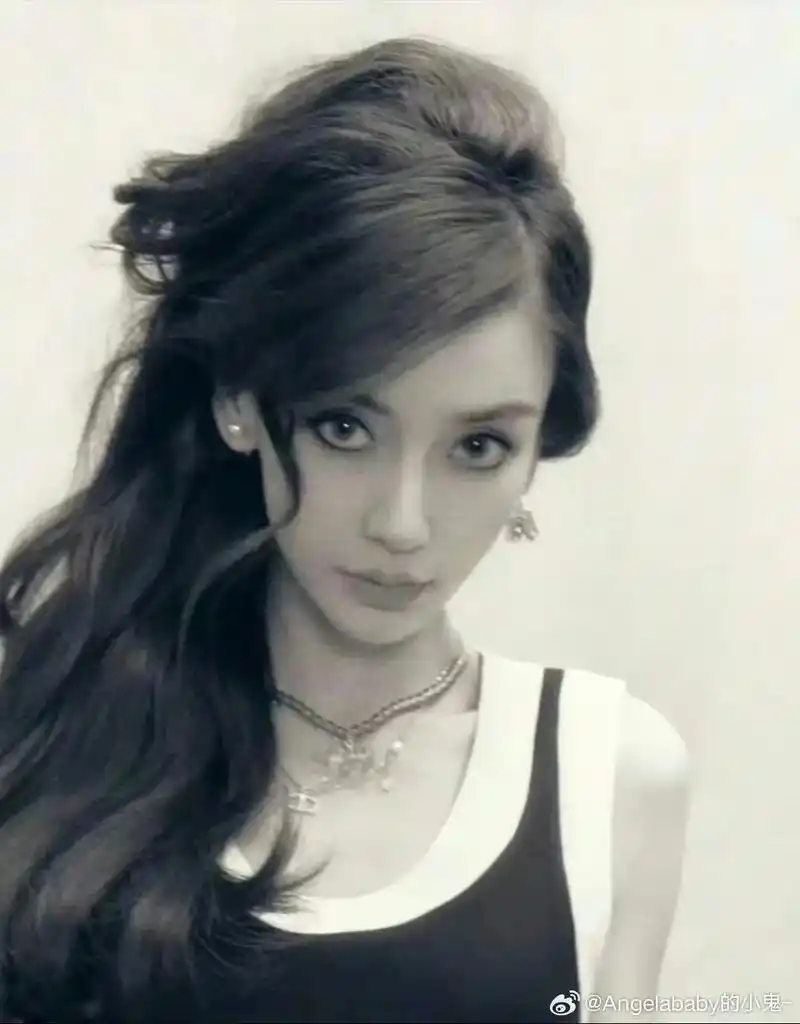 内娱神颜#angelababy早期混血自拍 #杨颖angel - 抖音