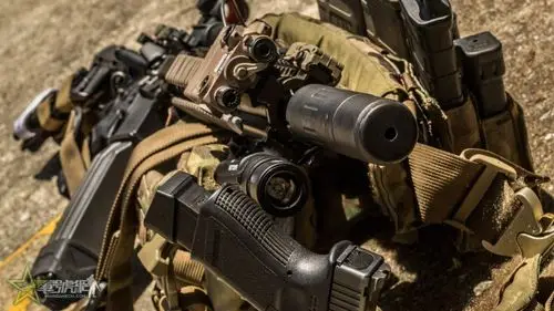 高清装备美图~请叫我雷锋!