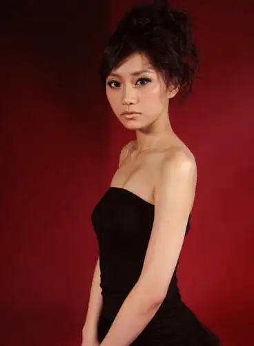 34/57 杨爱瑾写真(资料图) http://img6.cache.netease.