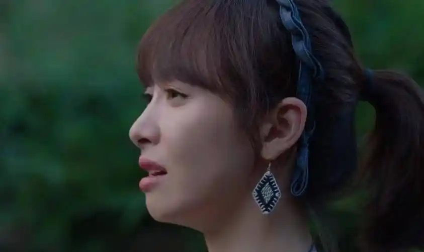 42岁周渝民和37岁宋茜演现偶我忍了,但实在忍不了十级的磨皮滤镜