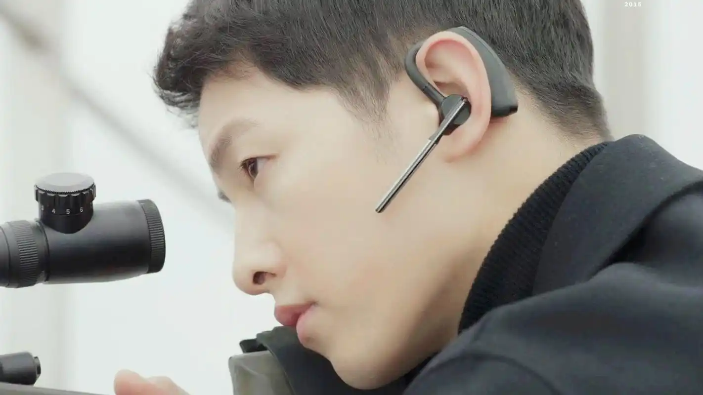 宋仲基《太阳的后裔》帅气狙击手剧照桌面壁纸高清大图预览1920x1080