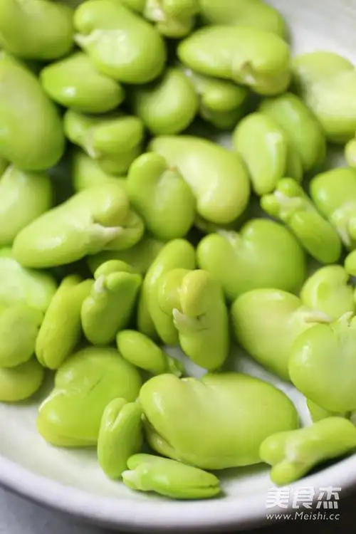 蚕豆木耳炒虾仁,蚕豆木耳炒虾仁的家常做法 - 美食杰蚕豆木耳炒虾仁做