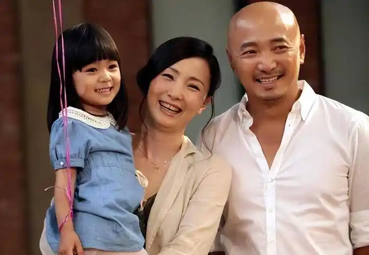 结婚19年,徐峥屡穿"桃色绯闻",陶虹:"肉体的事儿都不叫事"_张庭_猪