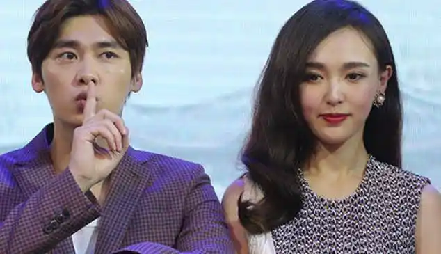 原创李易峰正牌女友曝光亲昵唤她为媳妇儿情侣装暴露关系