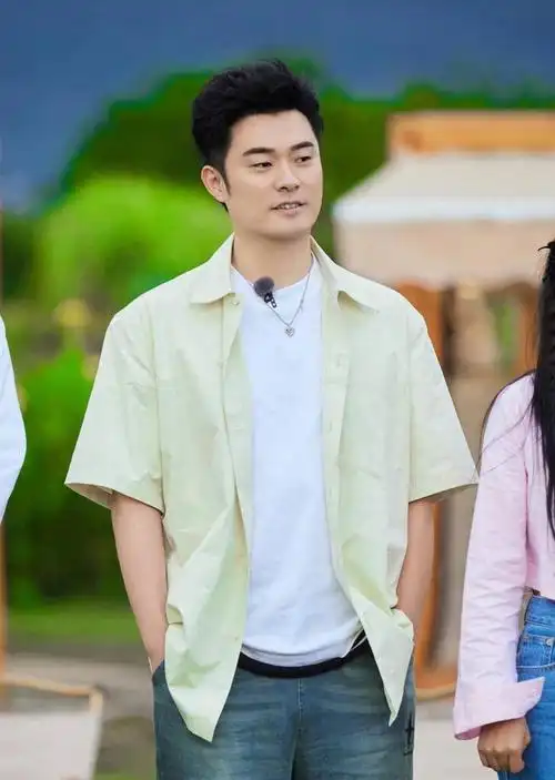 陈赫生日众星喝烂醉鹿晗走路摇晃孙艺洲坚持不让女生送上车