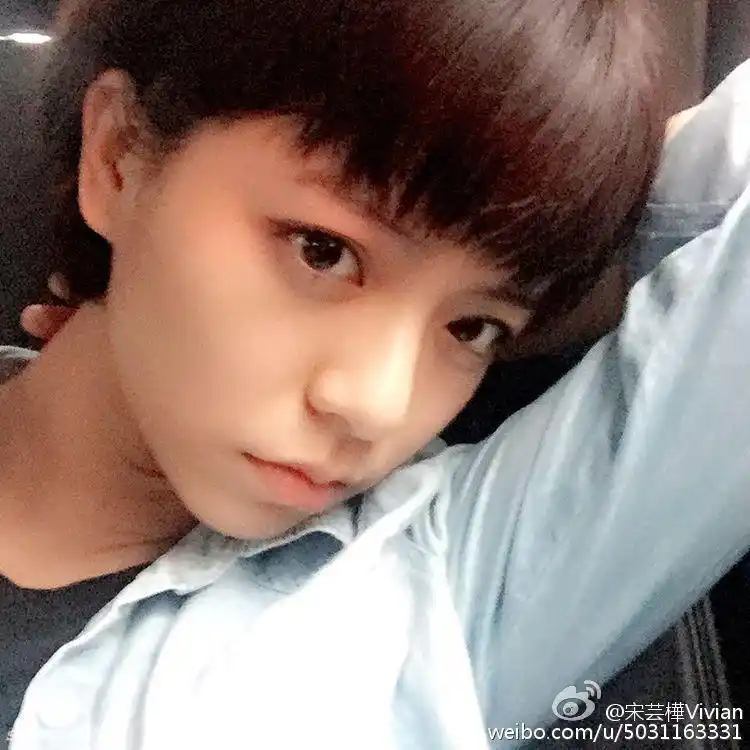 《少女时代》宋芸桦曝高中只谈过1次恋爱 (15/21)