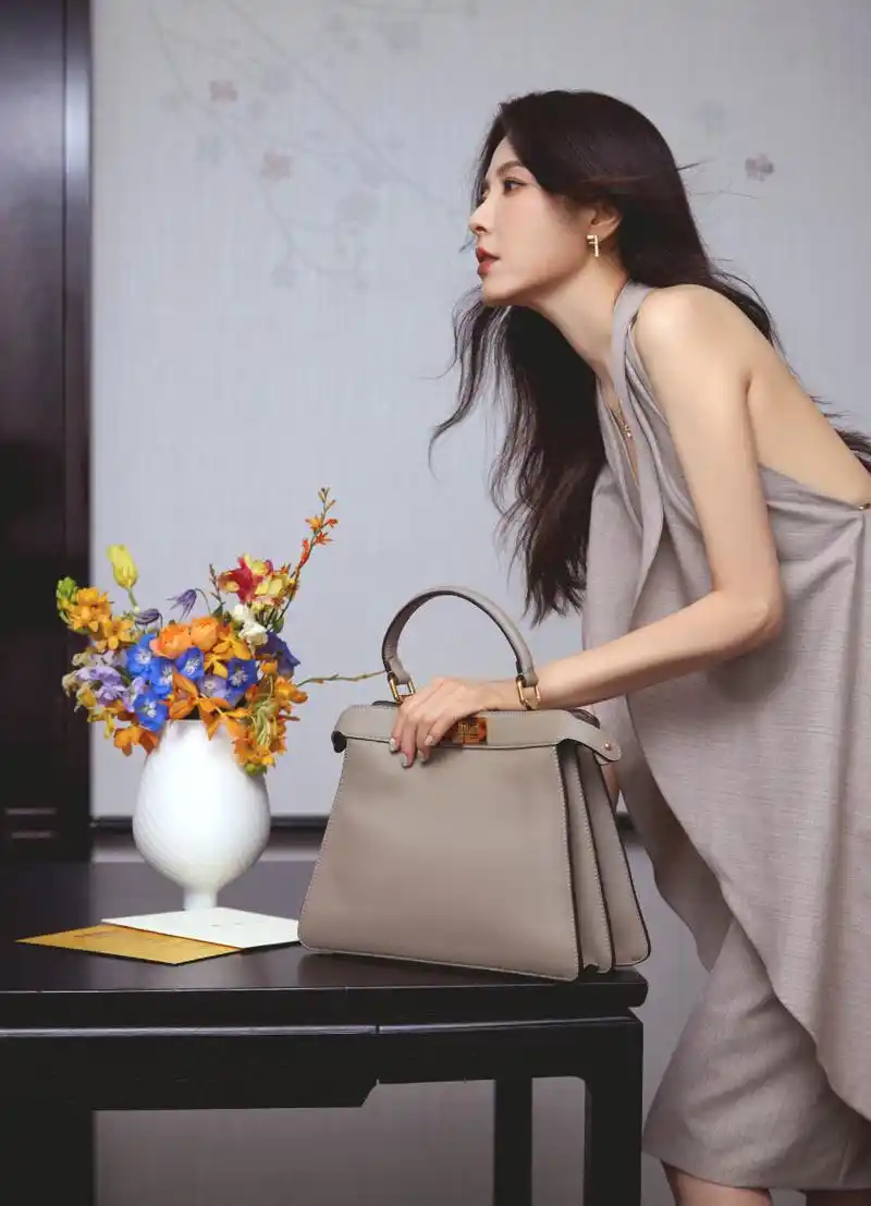 曾黎魅力写真组图