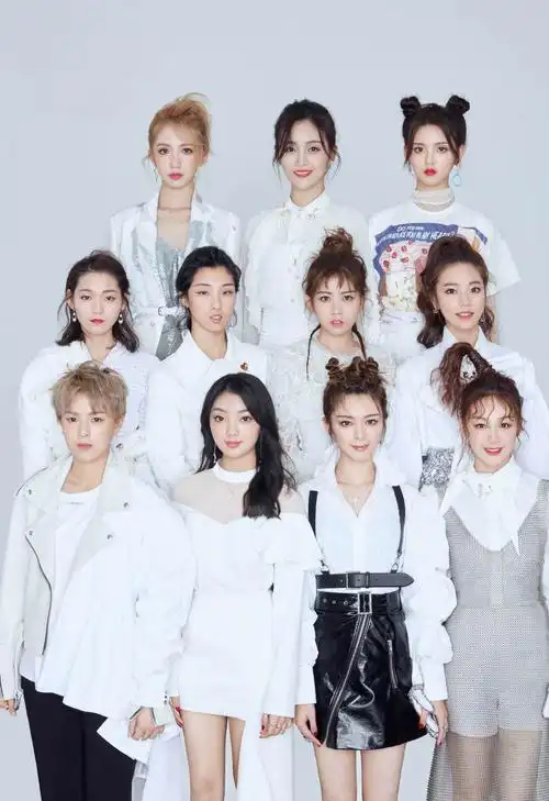 火箭少女101合体封面大片写真图片