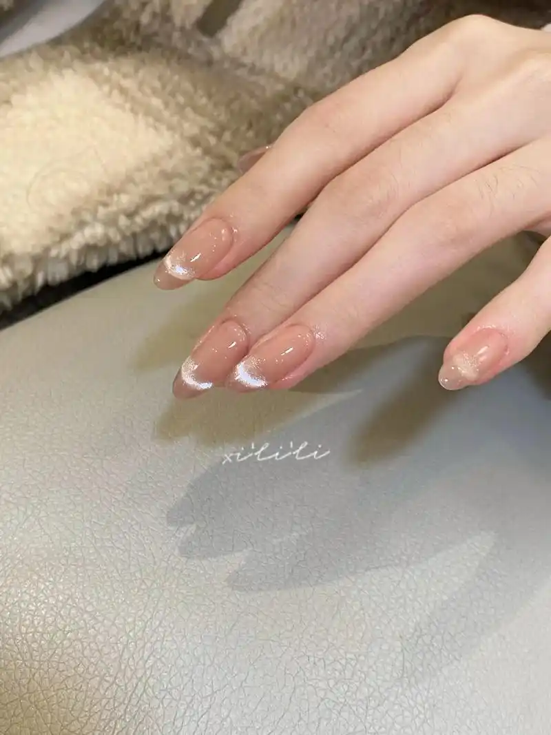 超好看的美甲 #抖音网红美甲 #简约温柔美甲款式推荐 #少 - 抖音