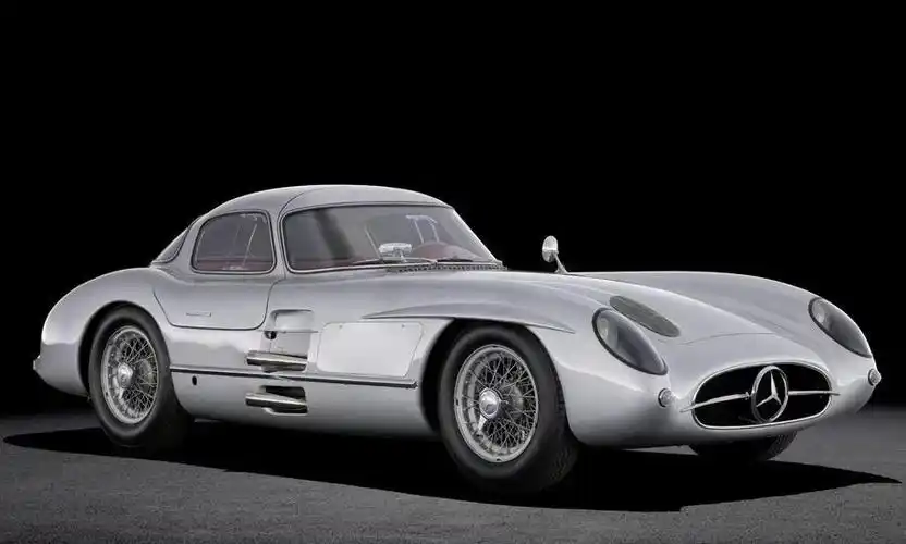 黄金跑车7298100亿元钻石跑车,世界上最贵的车第一名黄金跑车