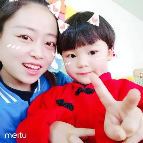 宝贝在园生活照