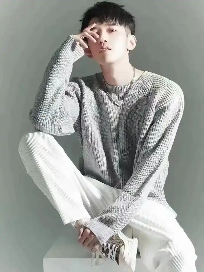 干净气质的男生写真～ 少年感满满 - 抖音