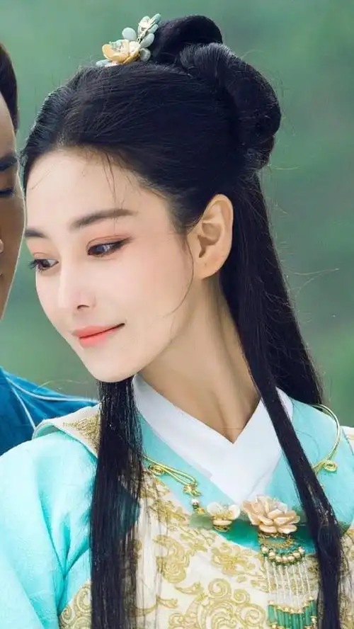 古装女神张馨予