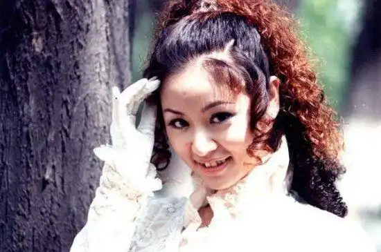 林心如 饰演依风卢_ 《上海探戈》主要演