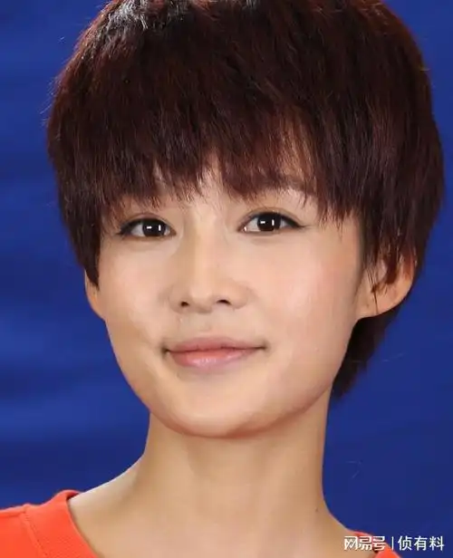 大美女李沁棚拍定妆原素材高清底片笑得超可爱看着够清纯