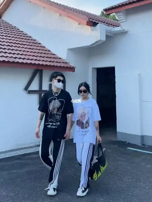 165178情侣穿搭无法拒绝的夏日校园感穿搭