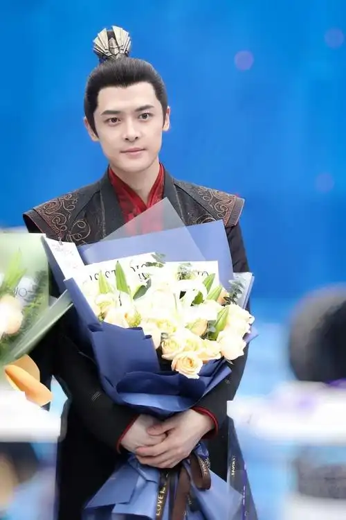 今天连发两条微博!|付辛博|连发|微博_新浪新闻