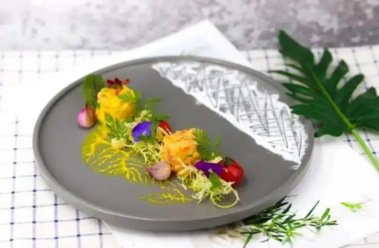 大厨们总结出来的摆盘秘籍用上后能让你的厨艺瞬间上个档次