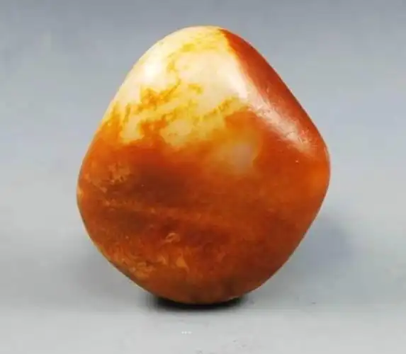 收藏级顶级羊脂玉和田玉籽料已经3万克