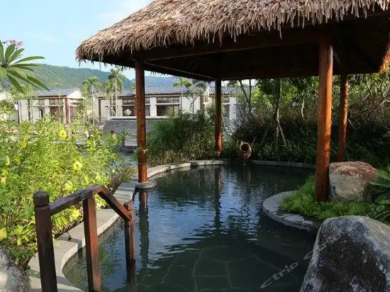 特色养生温泉,汕尾水底山温泉庄园  双早 双人无限次温泉门票【粤东极