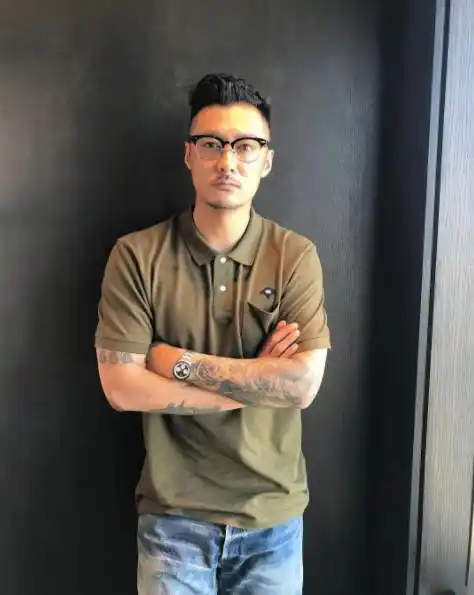 所以(从instagram看到的)日常里头余文乐基本上只需要3招: 第三招