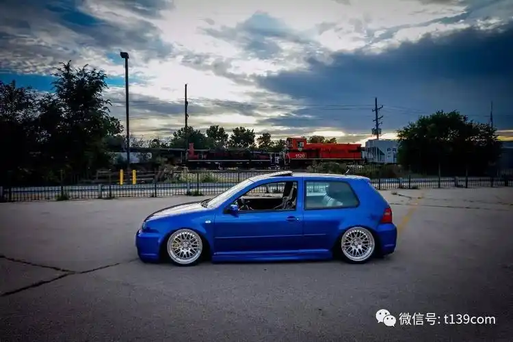 经典小钢炮大众高尔夫mk4r3267改装鉴赏