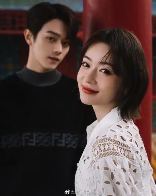 尚食许凯吴谨言雪景氛围感大片##许凯吴谨言一见面就下雪##电视剧缮