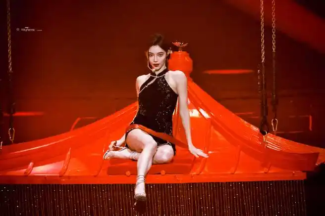 许佳琪跳舞真令人着迷