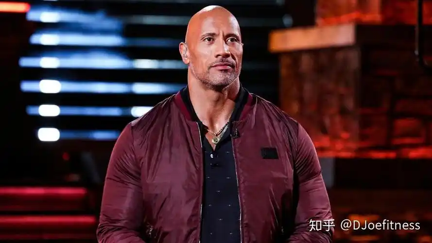 巨石强森的健美训练计划