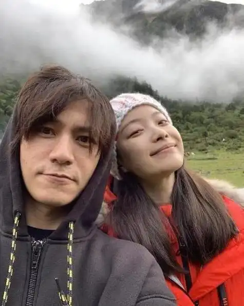 倪妮陈坤态度亲密:倪妮陈坤回应恋爱传闻 只是邻居(5)