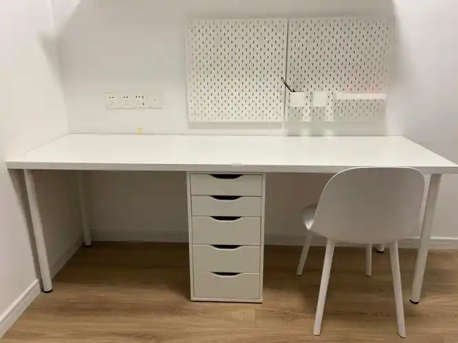 宜家两米书桌加抽屉柜不到800