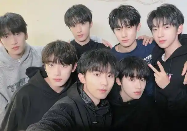 再看现在的孩子,不知是父母溺爱惯了,还是时代的原因,没有受过苦受过