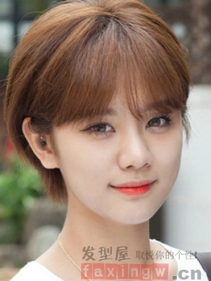 2017女圆脸短发发型图片