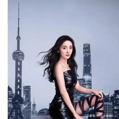 最近火了一种"绑带丝袜",第一眼很丑看完却很惊艳,杨幂都喜欢