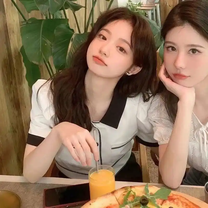 双人闺蜜头像(10) 最好的闺蜜,是你们毫无隐瞒,互相信任,她爱你爱到死