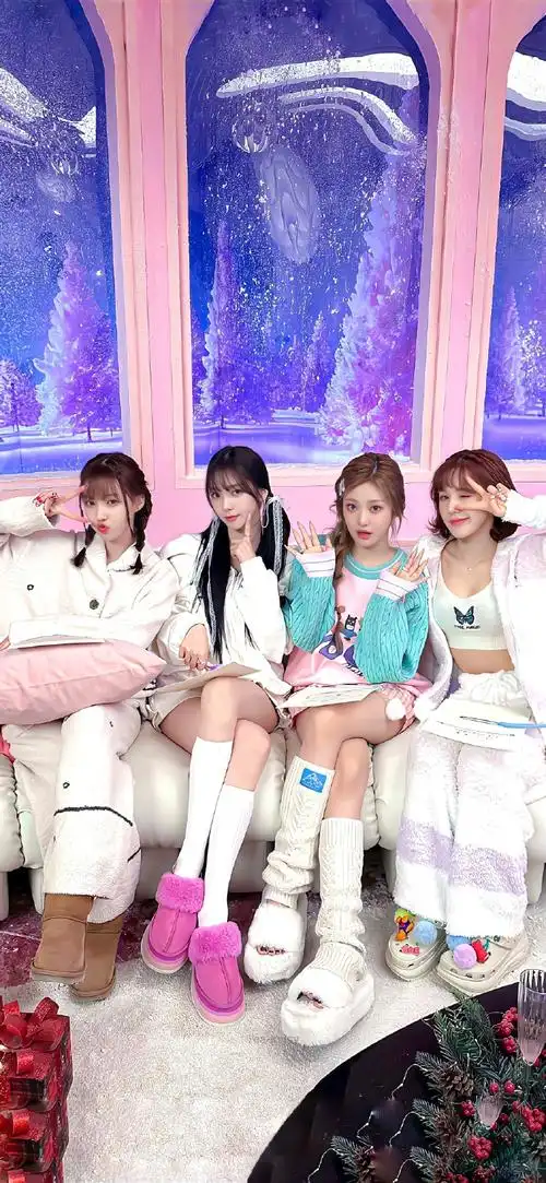 aesparedvelvet圣诞颂mv幕后花絮照