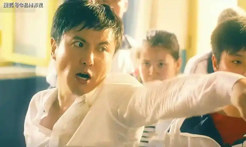 《夏洛特烦恼》沈腾马丽穿越的爱情,教育支撑强国梦!