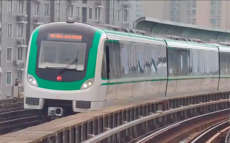 【无锡地铁】列车跳站?2号线不停站列车通过映月湖公园站