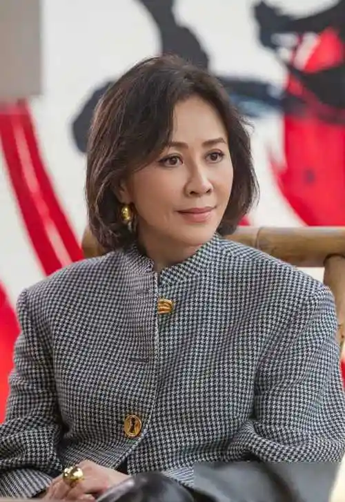 揭秘"不老女神"真相:58岁刘嘉玲素颜真实照曝光_赵雅芝_照片_状态