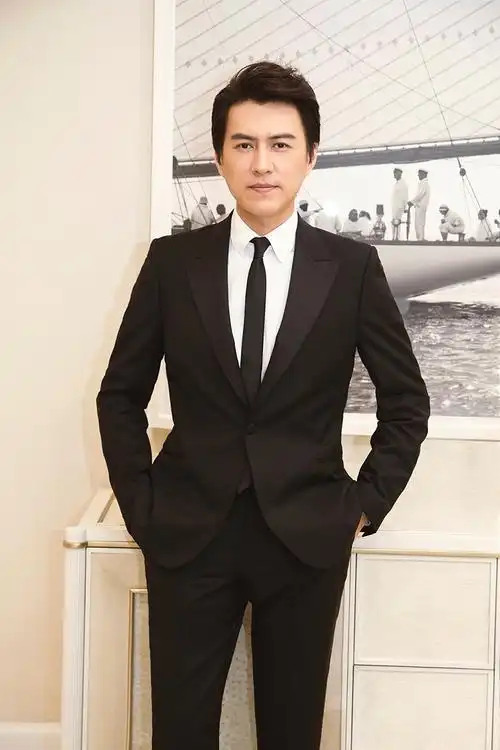 靳东亮相成都 助力美克美家 美克家居品牌馆升级开业