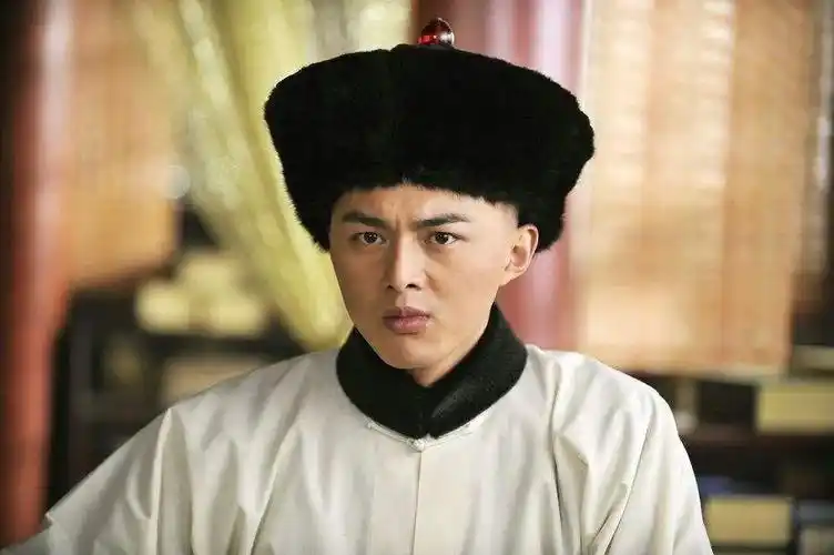 如今电视剧《薛平贵与王宝钏》又火了一把,不知道参与这部剧的叶祖新