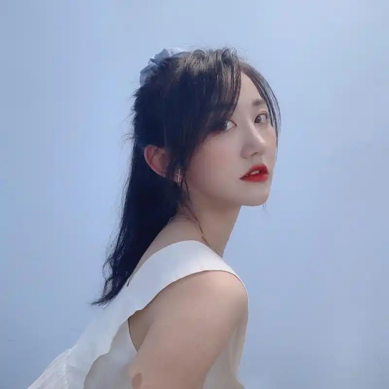 sing秦瑜 [给你小心心]sing女团 [给你小心心] 女生还蛮奇怪的,明明