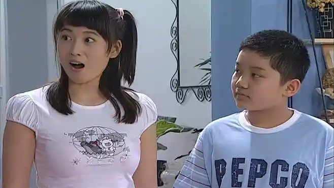 家有儿女4:六舅一听还钱就跑,刘星想出新方法,小雪乐了-影视综视频