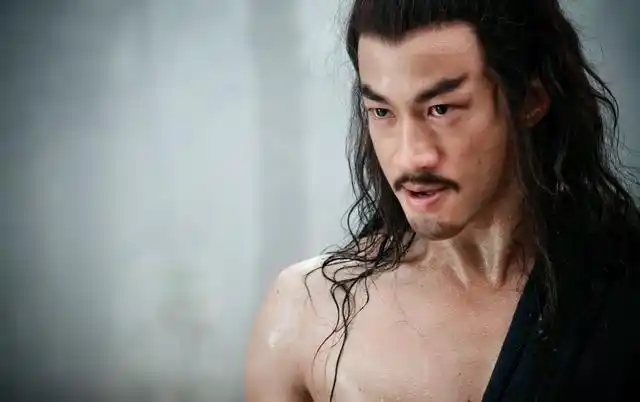 1星剧本,3星演技,5星特效,12块冤枉钱!影星何润东何至于此?