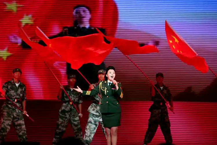 红歌赞中华—记武警总部文工团优秀青年歌唱演员子祺