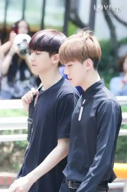 林允儿【安静】 沐筱希哎呀!算了算了,我先去了 衣服: 吴世勋ya!