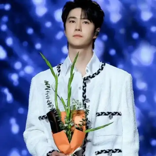 白玉兰奖闯大祸了!王一博粉丝质疑白玉兰霸凌王一博,王阳被咒骂