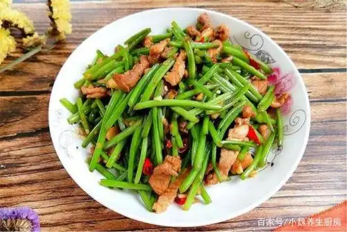 夏季到了,这菜记得尝尝鲜!简单易学,营养又健康,对眼睛有好处