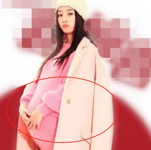 赵丽颖晒"大肚照",双手抚摸腹部满脸幸福,网友:看肚子像小子